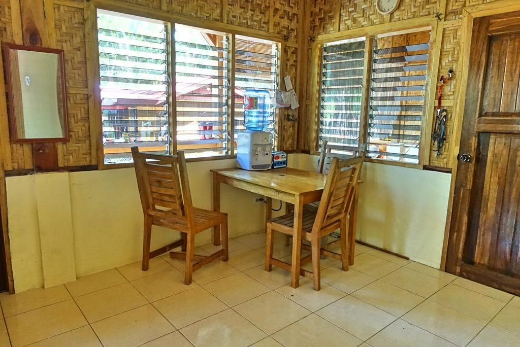 Palm Tree Guesthouse Siquijor Εξωτερικό φωτογραφία